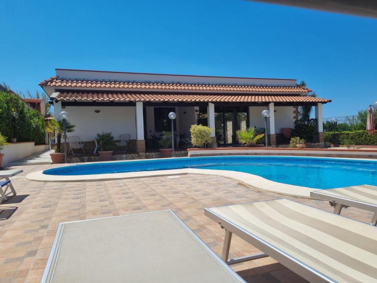 Villa Sunshine Balestrate Buitenkant foto