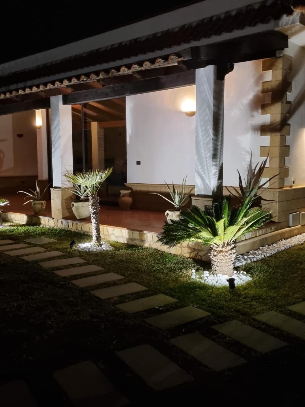 Villa Sunshine Balestrate Buitenkant foto